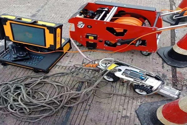 洛扎CCTV管道检测机器人