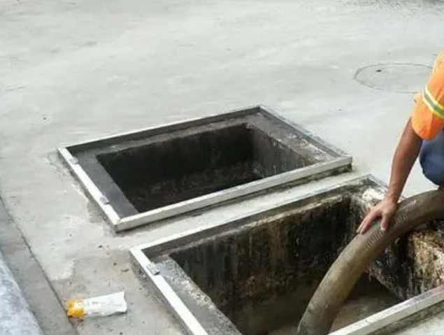 洛扎化粪池清理